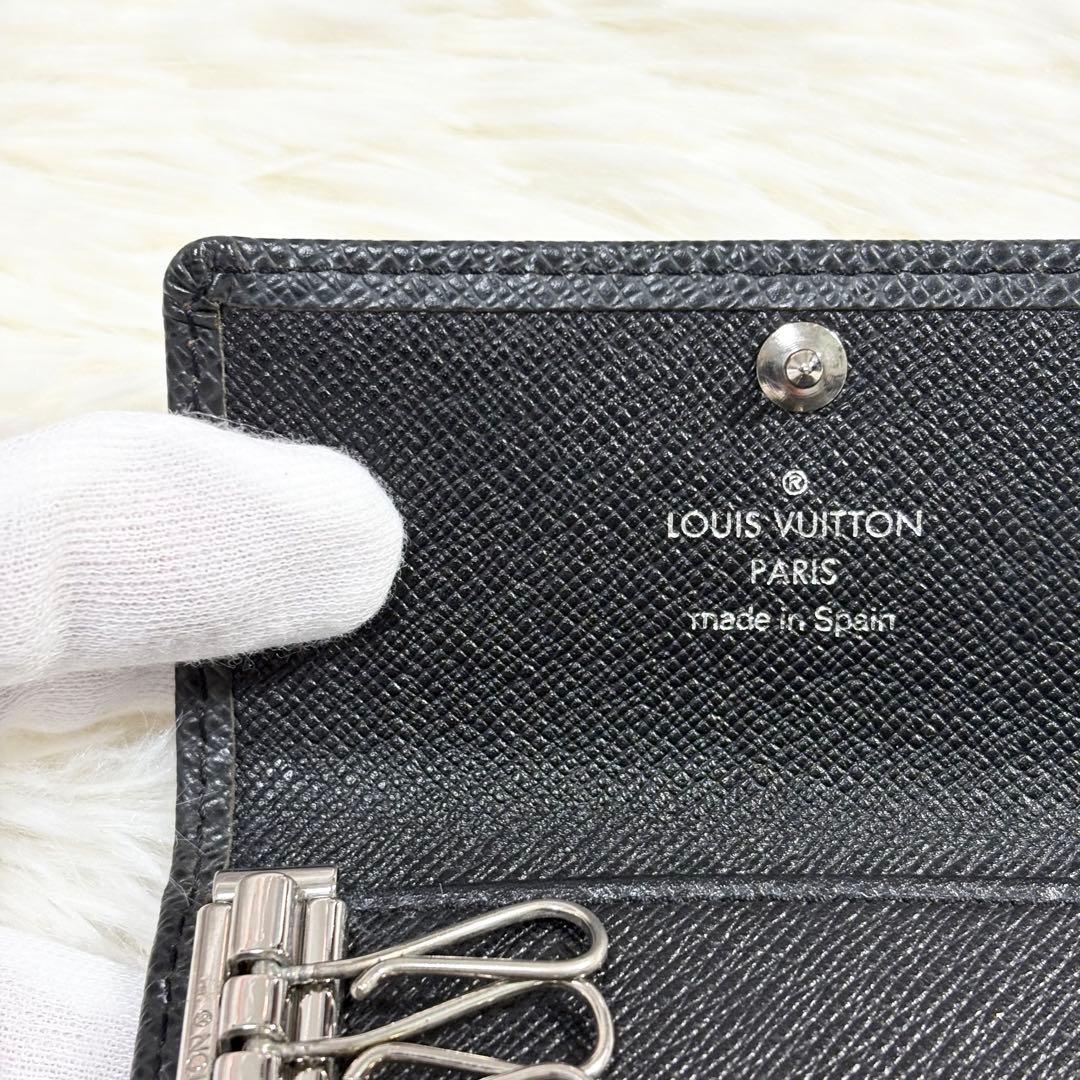 ルイヴィトン タイガ　ミュルティクレ4　キーケース　ノワール　ブラック