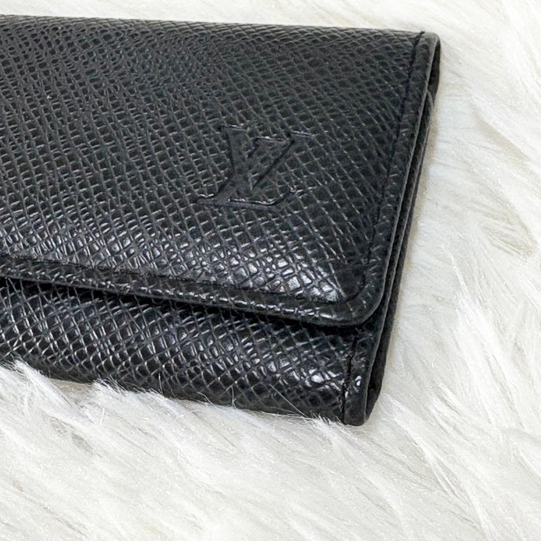 ルイヴィトン タイガ　ミュルティクレ4　キーケース　ノワール　ブラック