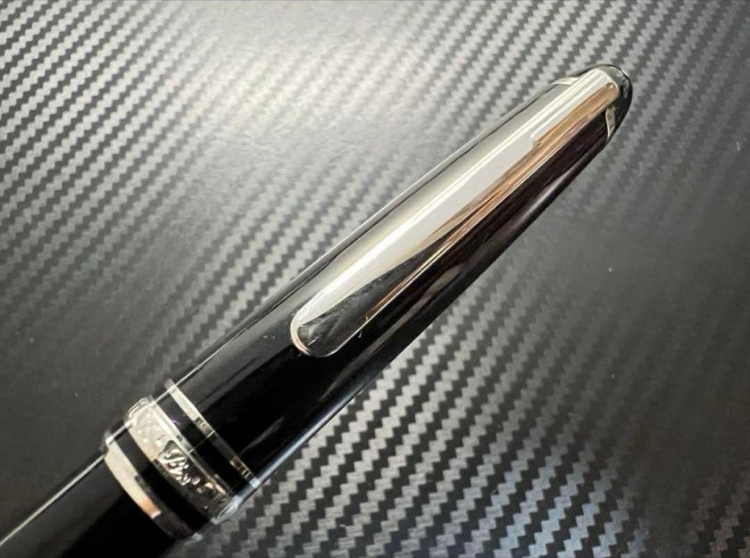 モンブラン P165 0.5mm ペンシル プラチナライン