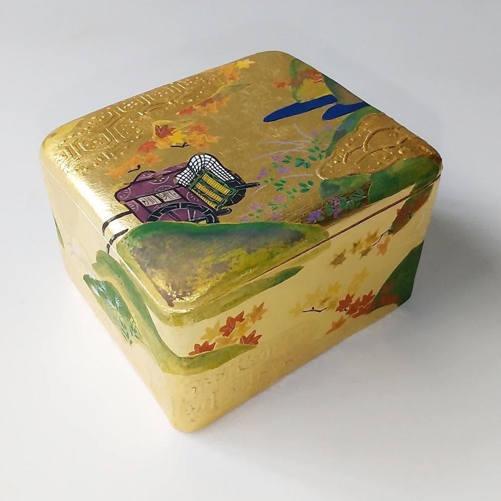 Toshi　純金泊　京洛の秋 貝桶と貝合わせ