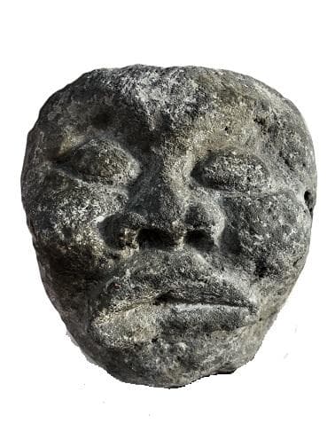 【 石像彫刻顔面部 】 先史時代伝世 収蔵品