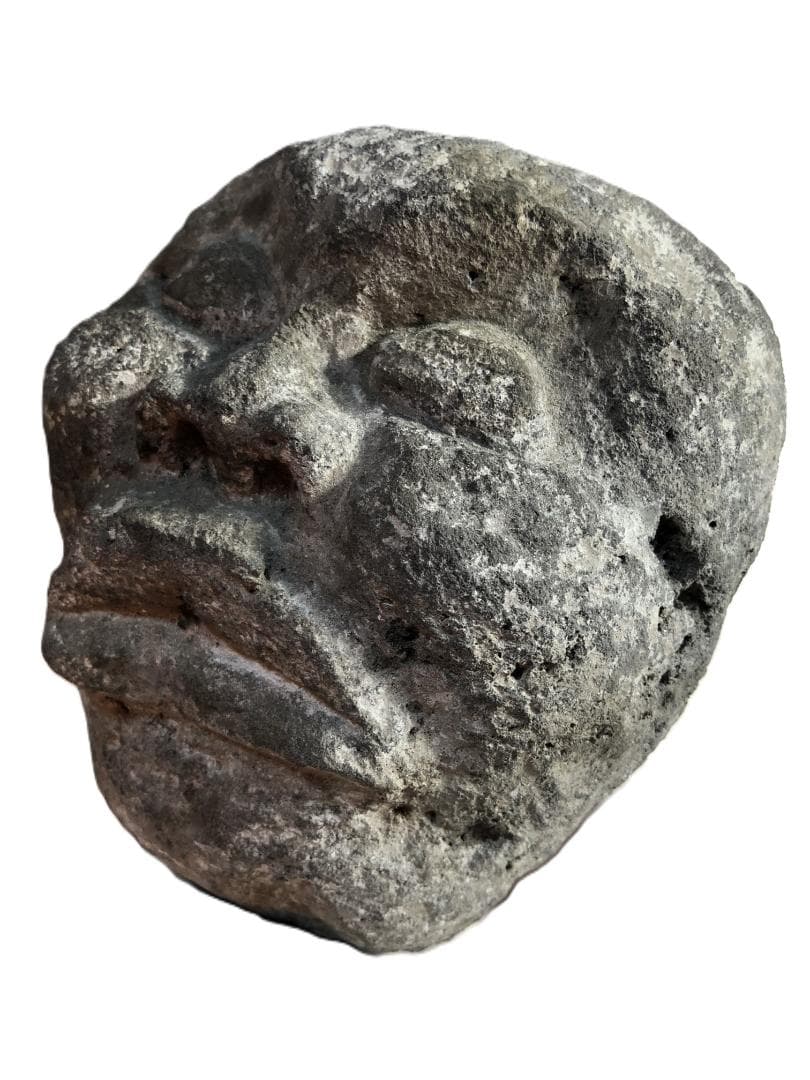 【 石像彫刻顔面部 】 先史時代伝世 収蔵品