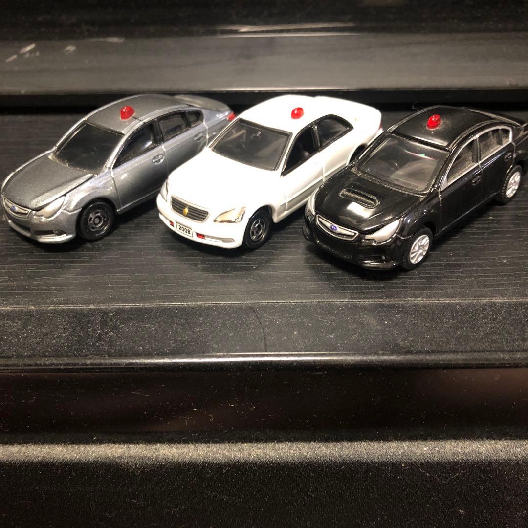 トミカ 覆面パトカー　ハイエース　機動隊バス　右翼