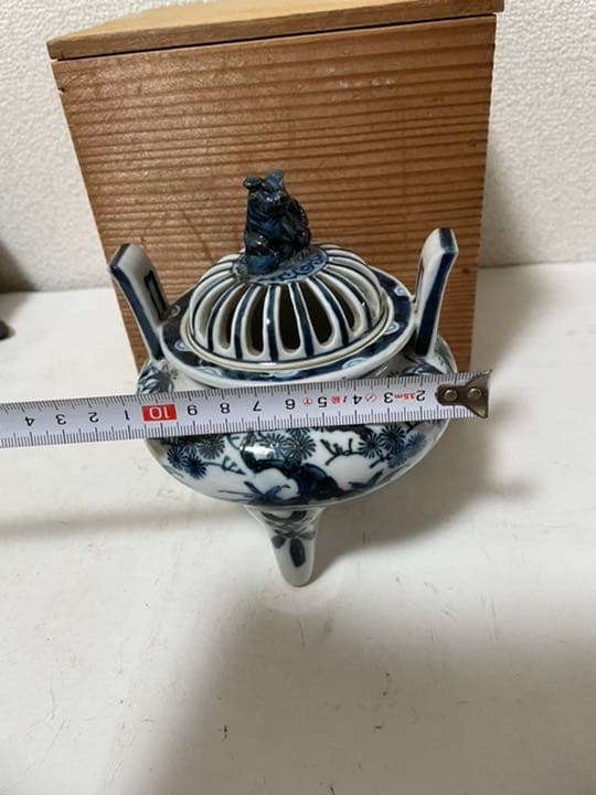 九谷焼　角福　染付香炉　三つ脚香炉