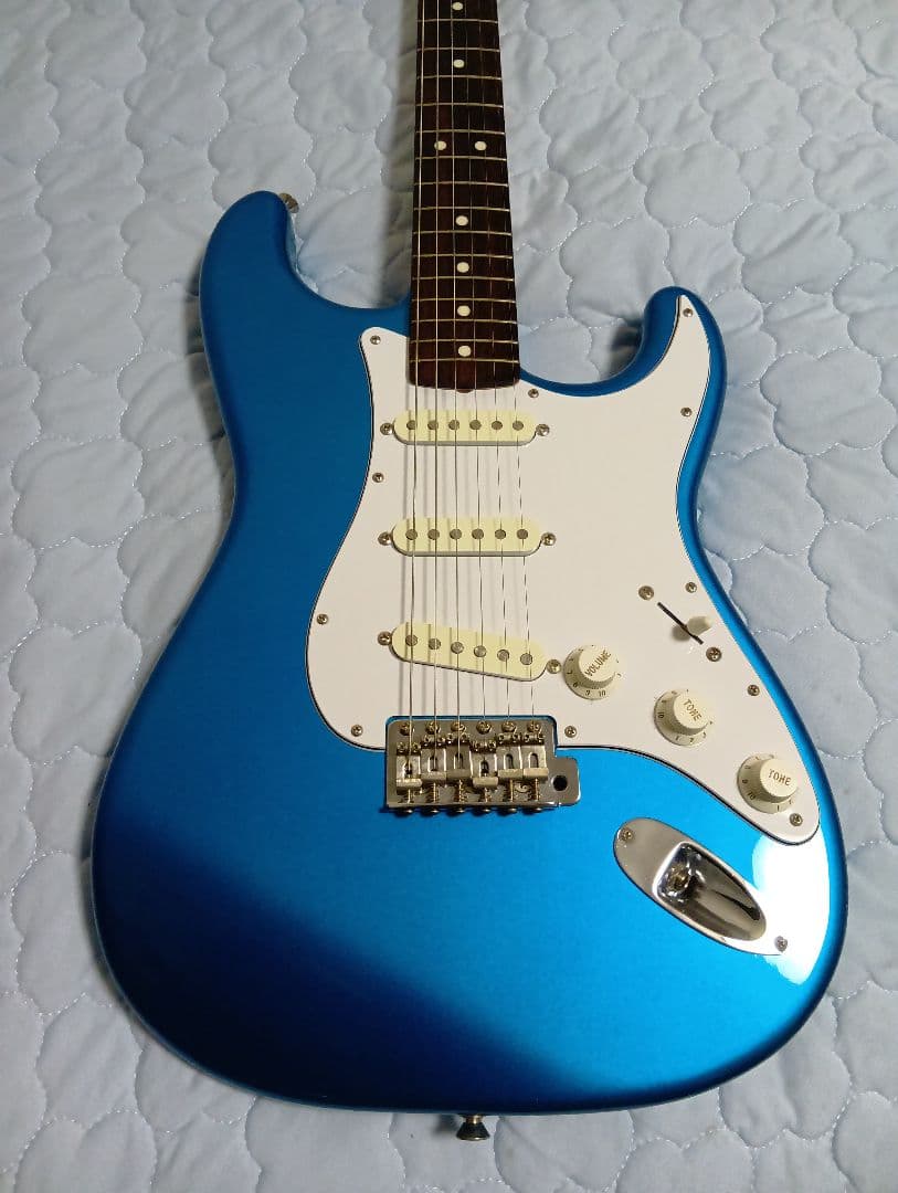 ギター Fender Japan Stratocaster LakePlacidBlue