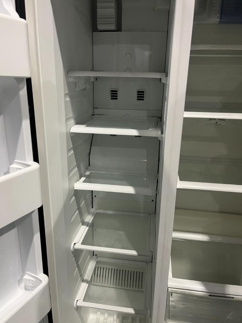 ワールプール　大型冷蔵庫　WSF5511S