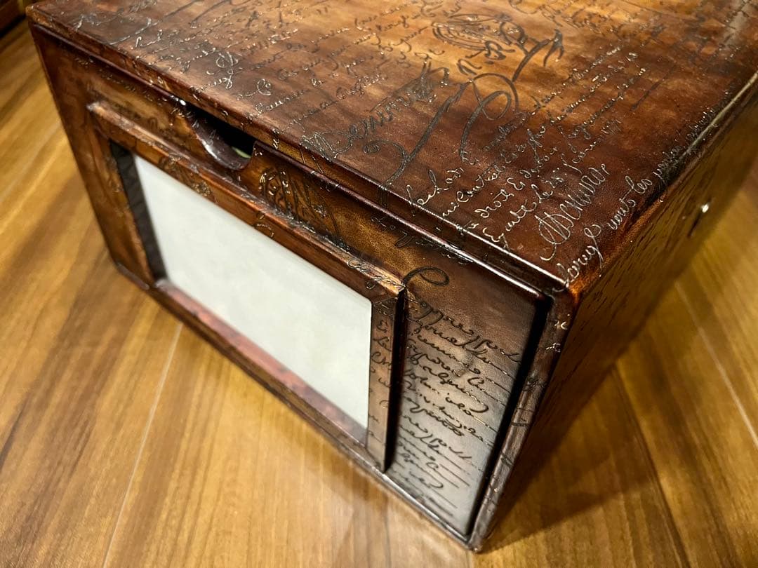 新品未使用 ベルルッティ カリグラフィーボックス ブラウン シューズケース 箱