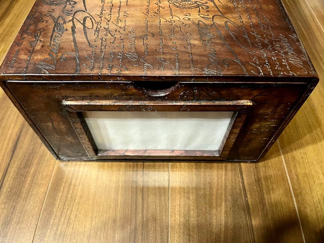 新品未使用 ベルルッティ カリグラフィーボックス ブラウン シューズケース 箱