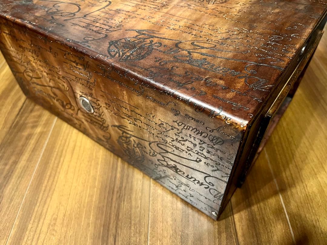 新品未使用 ベルルッティ カリグラフィーボックス ブラウン シューズケース 箱