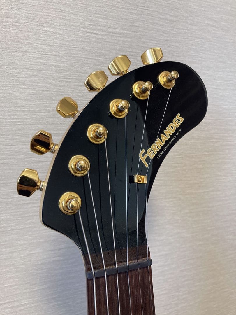 新品同様 FERNANDES ZO-3 フェルナンデス ZO-3C 黒 ブラック