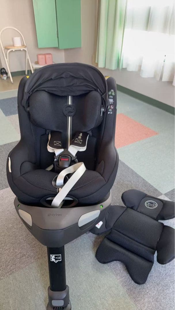 超美品 箱無し Cybex Sirona Gi i-Size ブラック
