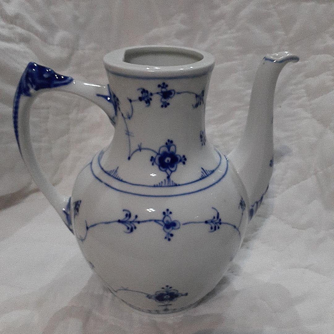 ビングオーグレンダール　コーヒーポット　ブルーフルーテッド