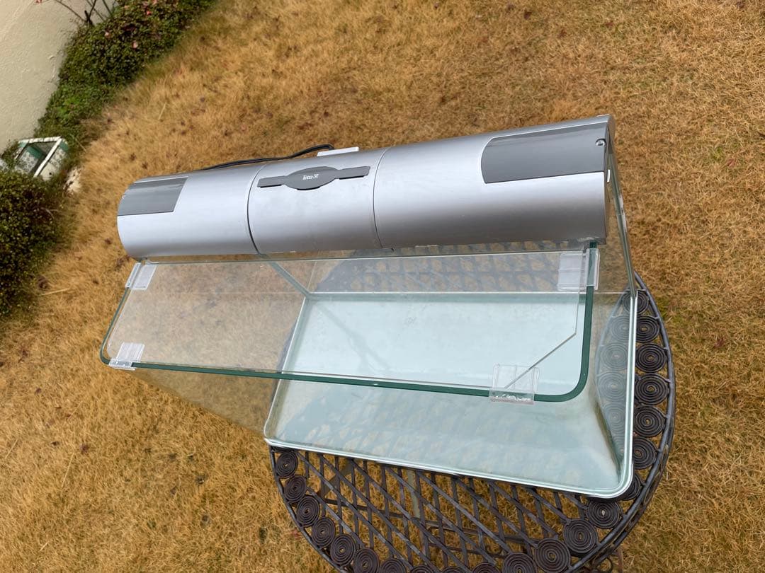 テトラTetra ラウンドグラスアクアリウム　RG-60曲げガラス水槽+ライト付