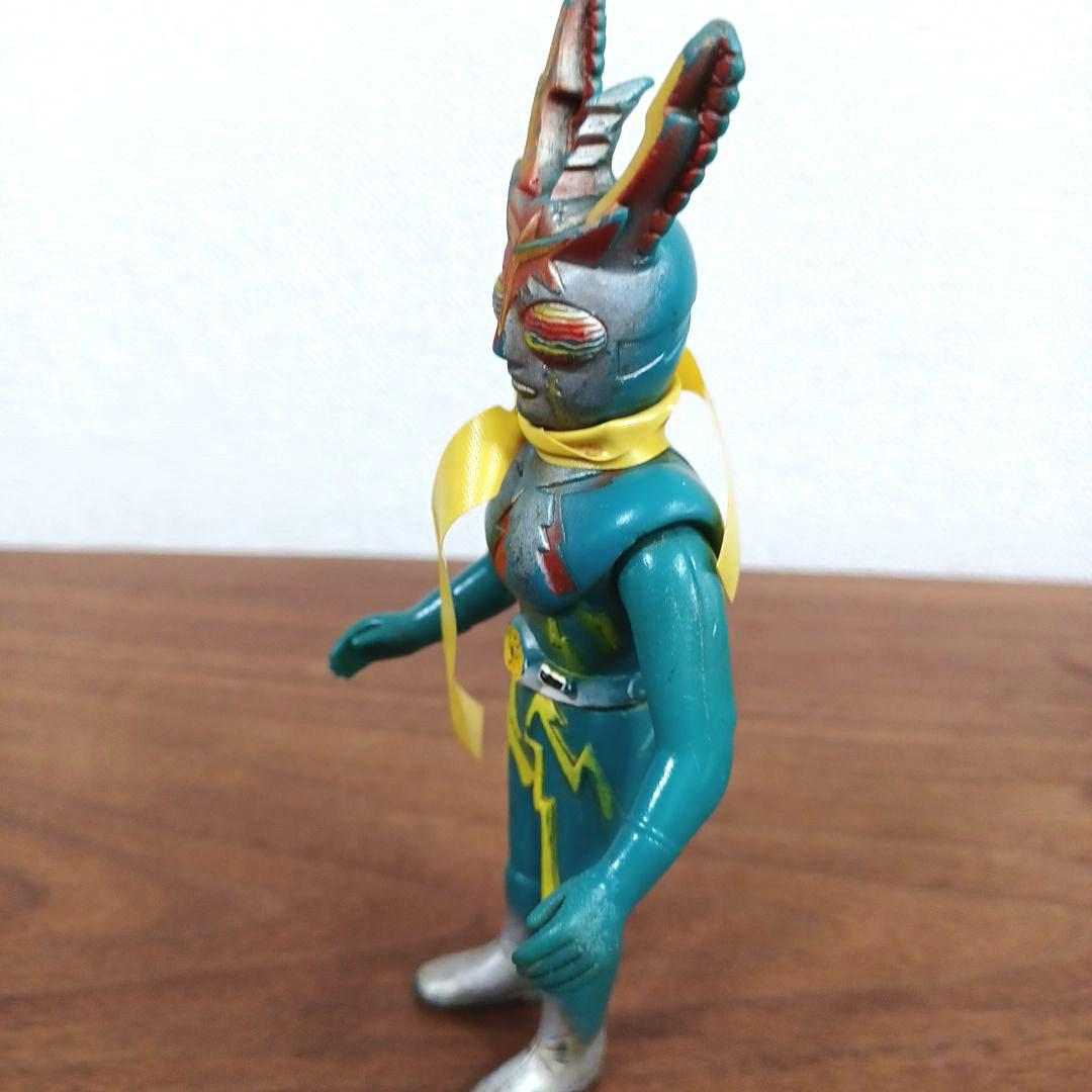 当時もの　ポピー製「イナズマン」オリジナルマフラー付き希少ソフビフィギュア