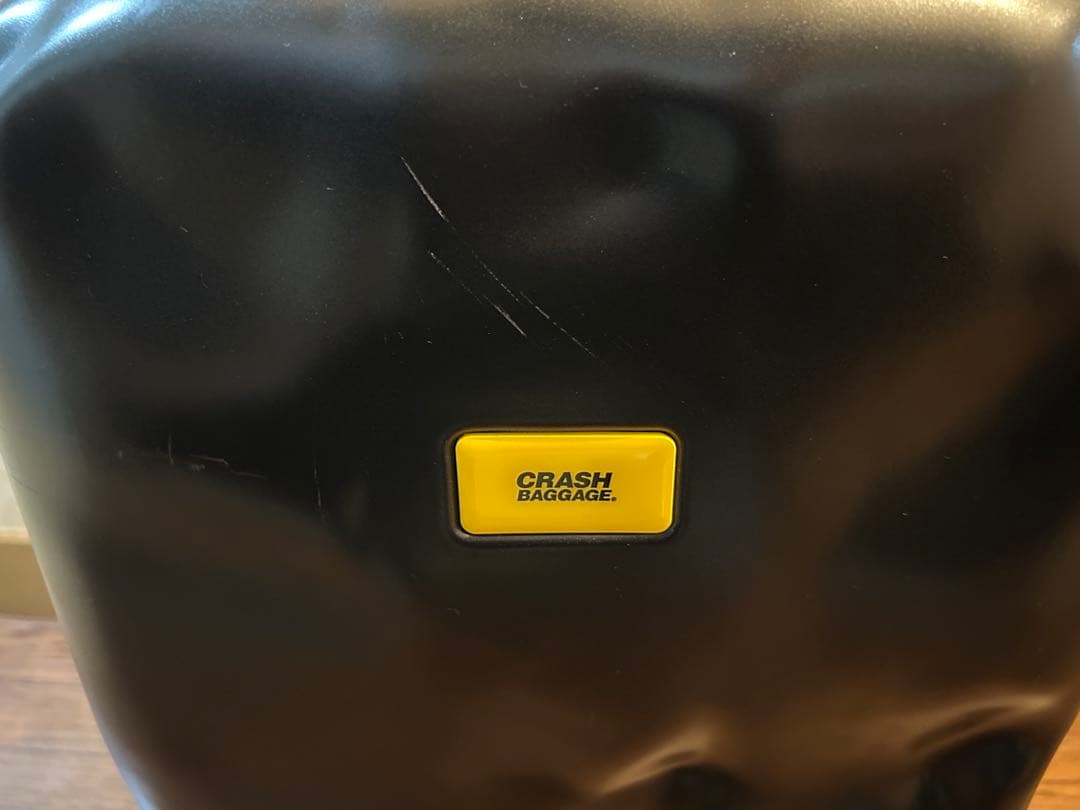 ゆ*こ様 クラッシュバゲージ ブラック キャリーケース