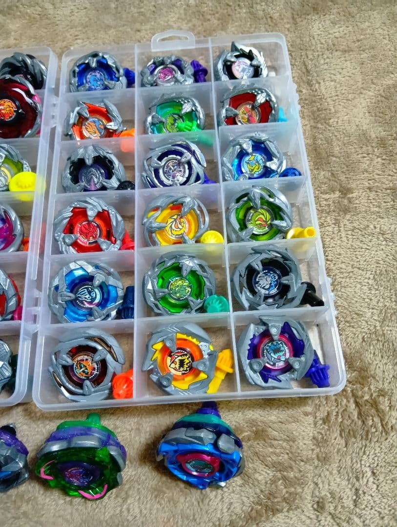 ②　ベイブレードx　ランダムブースターvol.1〜7 フルコンプ　ベイブレード