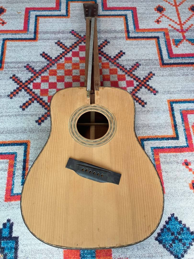 マ*ズ様 ハンドメイドギター　制作途中　ウォルナット　パーツ付き