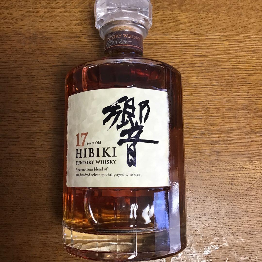HIBIKI 響　17年ウィスキー17 年　　未開封