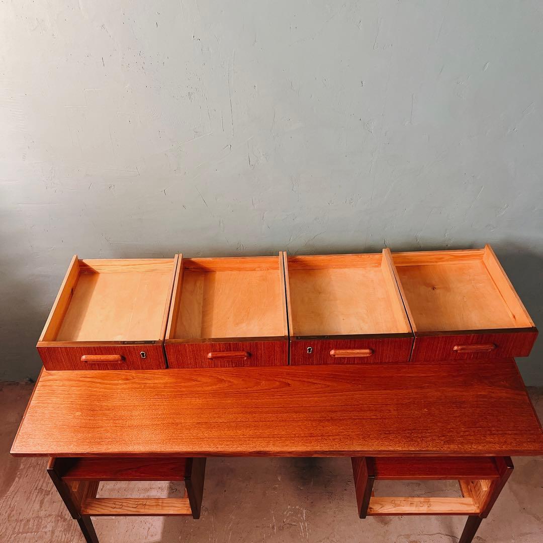 デンマーク　チーク材　デスク　北欧家具　北欧ビンテージ