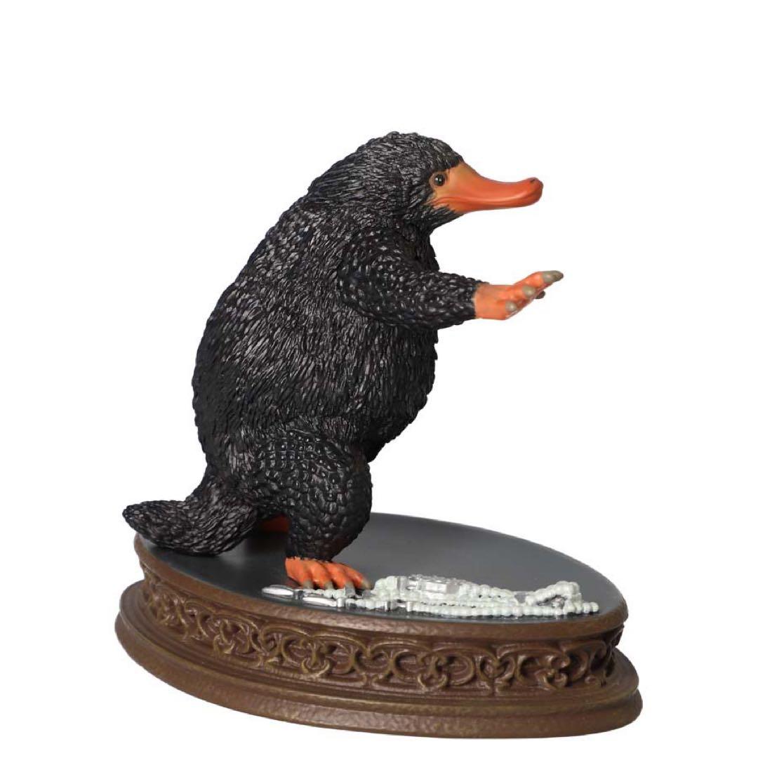 【完売品】ファンタスティック・ビースト ニフラー タクナルトレイ