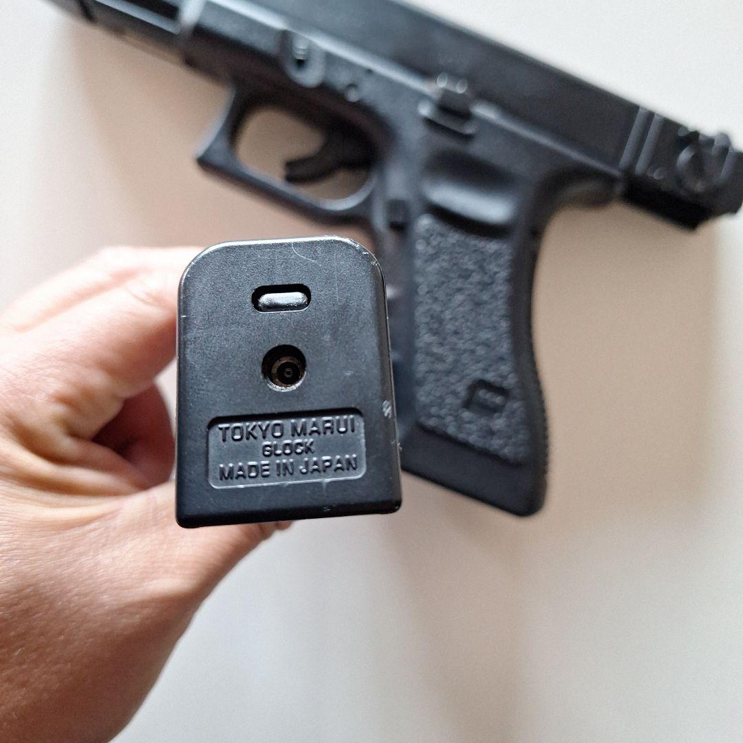 東京マルイ　18歳以上用　ガスブローバック　グロック18C マガジン付