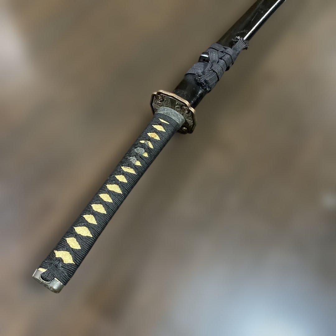 模造大刀 黒柄 太刀鍔 黒梨地鞘