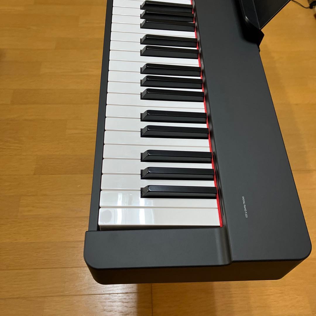 P-225 YAMAHA ブラック 88鍵 電子ピアノ