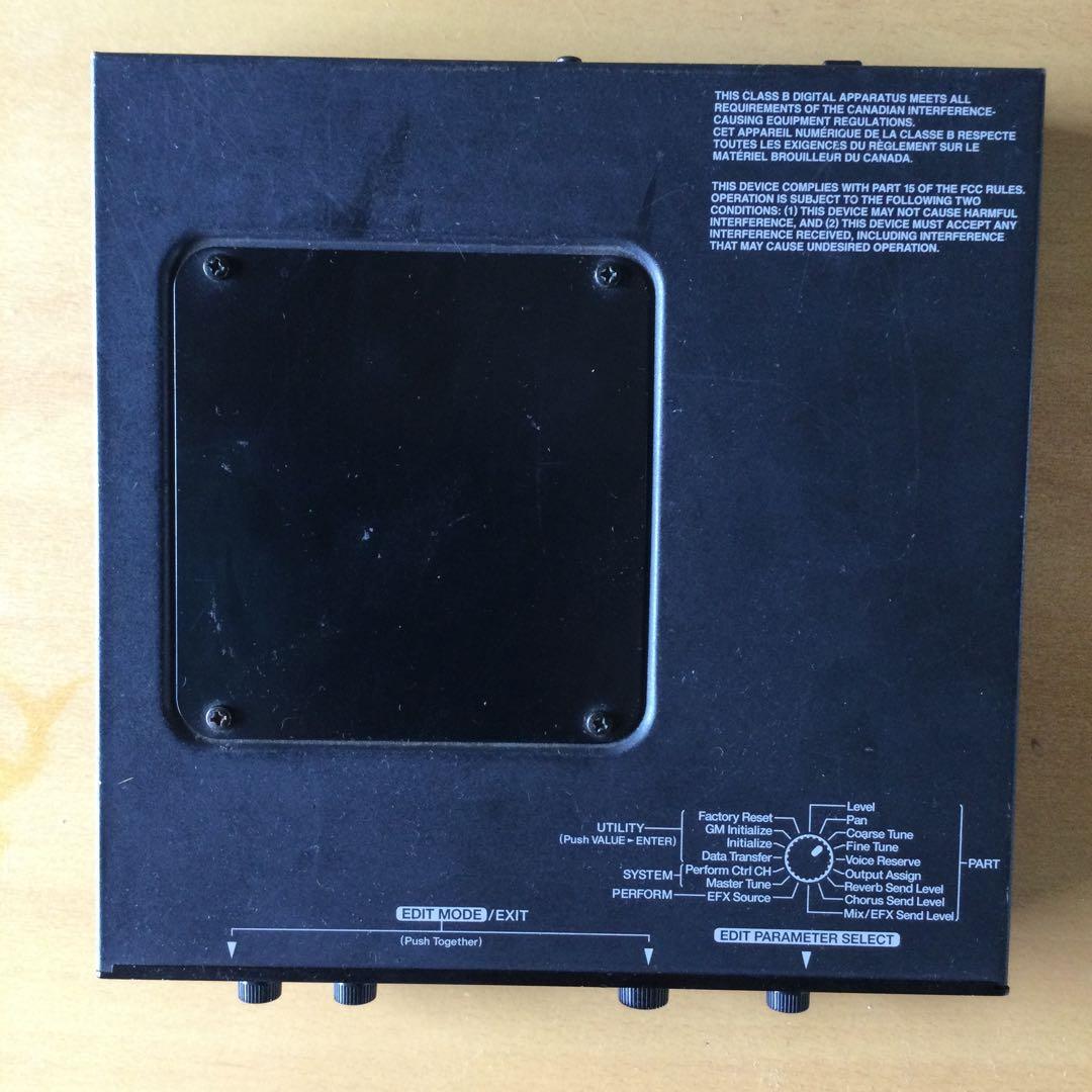 Roland JV-1010 シンセサイザー音源モジュール