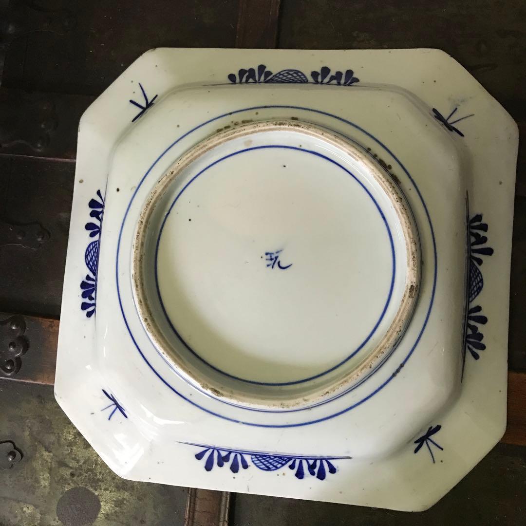 美品　古伊万里焼　染付け　角皿　山水図　飾り絵皿　年代物　藍の色合いが美しい