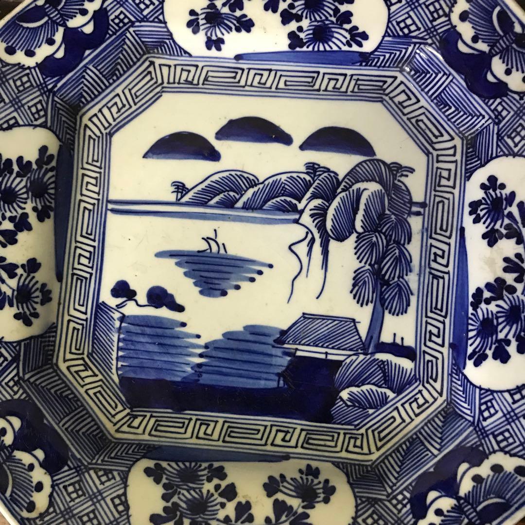 美品　古伊万里焼　染付け　角皿　山水図　飾り絵皿　年代物　藍の色合いが美しい
