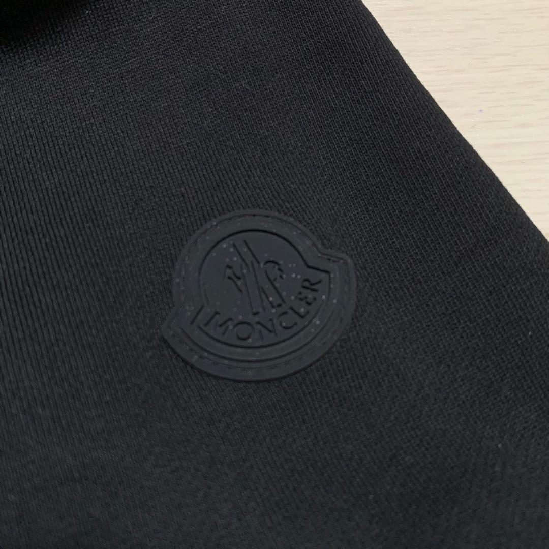 〔美品〕モンクレール　フードロゴ　黒　Ｓ　ジップパーカー　5P23