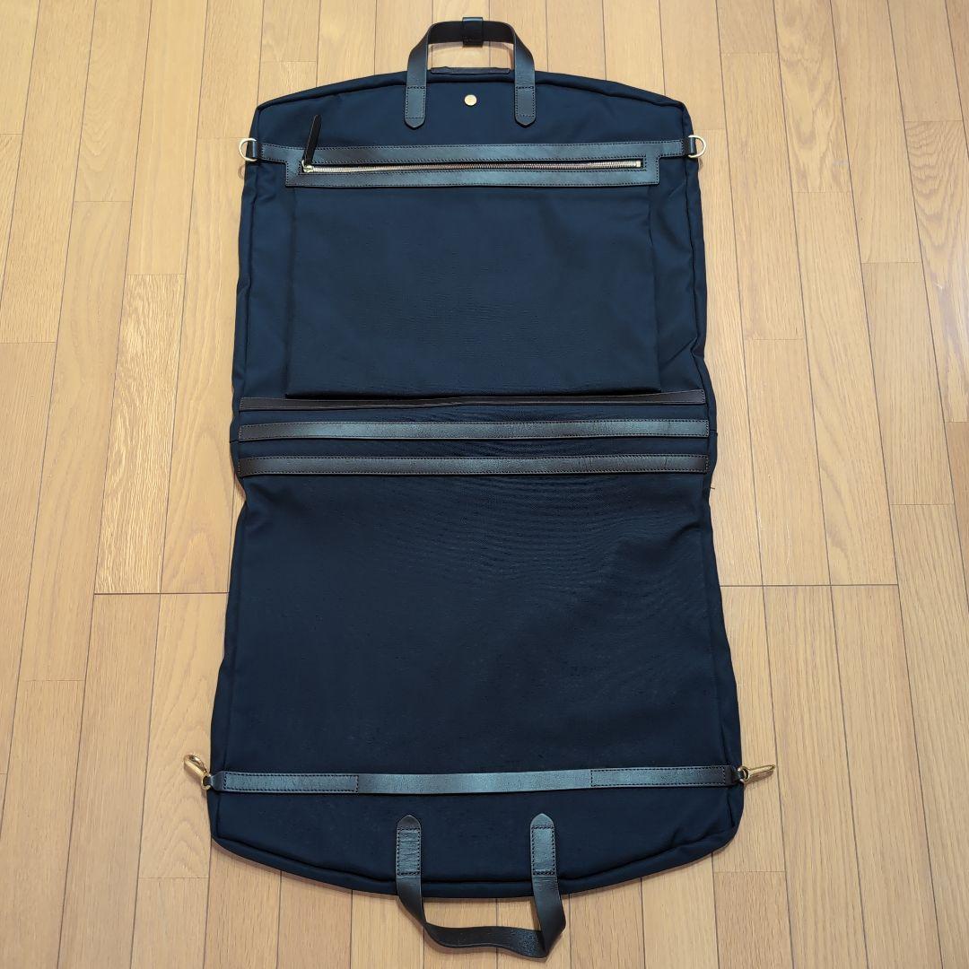 MISMO ミスモ ナイロンガーメントバッグ