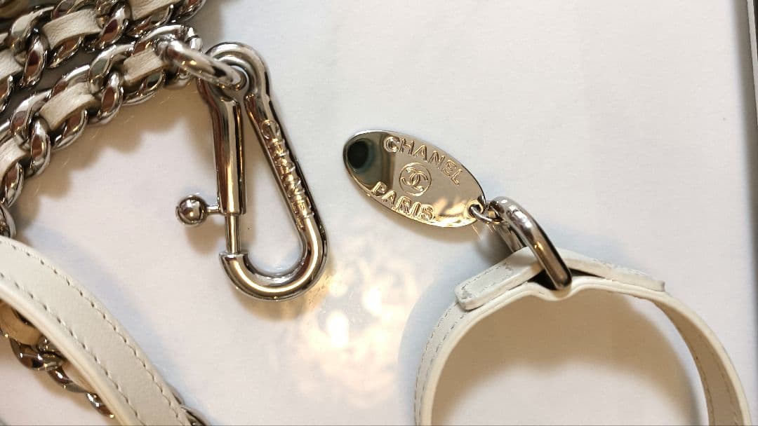 極美品✨CHANEL レザー チェーン ドックリード 首輪　ホワイト