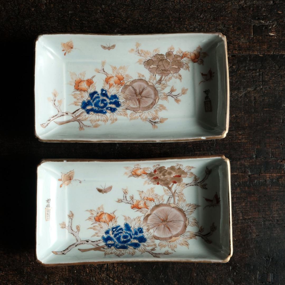 花と蝶々◆伊万里　花蝶文長方皿２客　刺身皿　芍薬　骨董・antiques 明治期