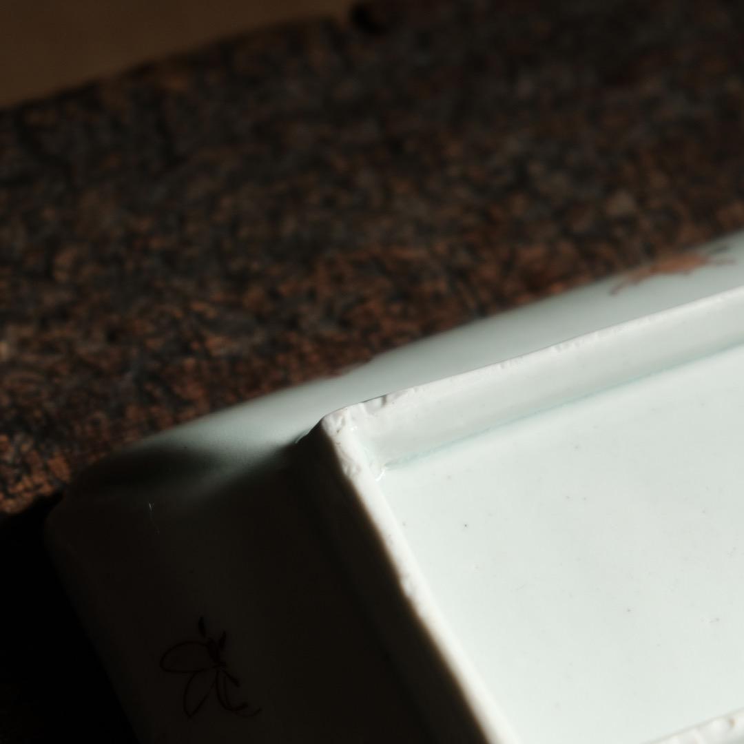 花と蝶々◆伊万里　花蝶文長方皿２客　刺身皿　芍薬　骨董・antiques 明治期