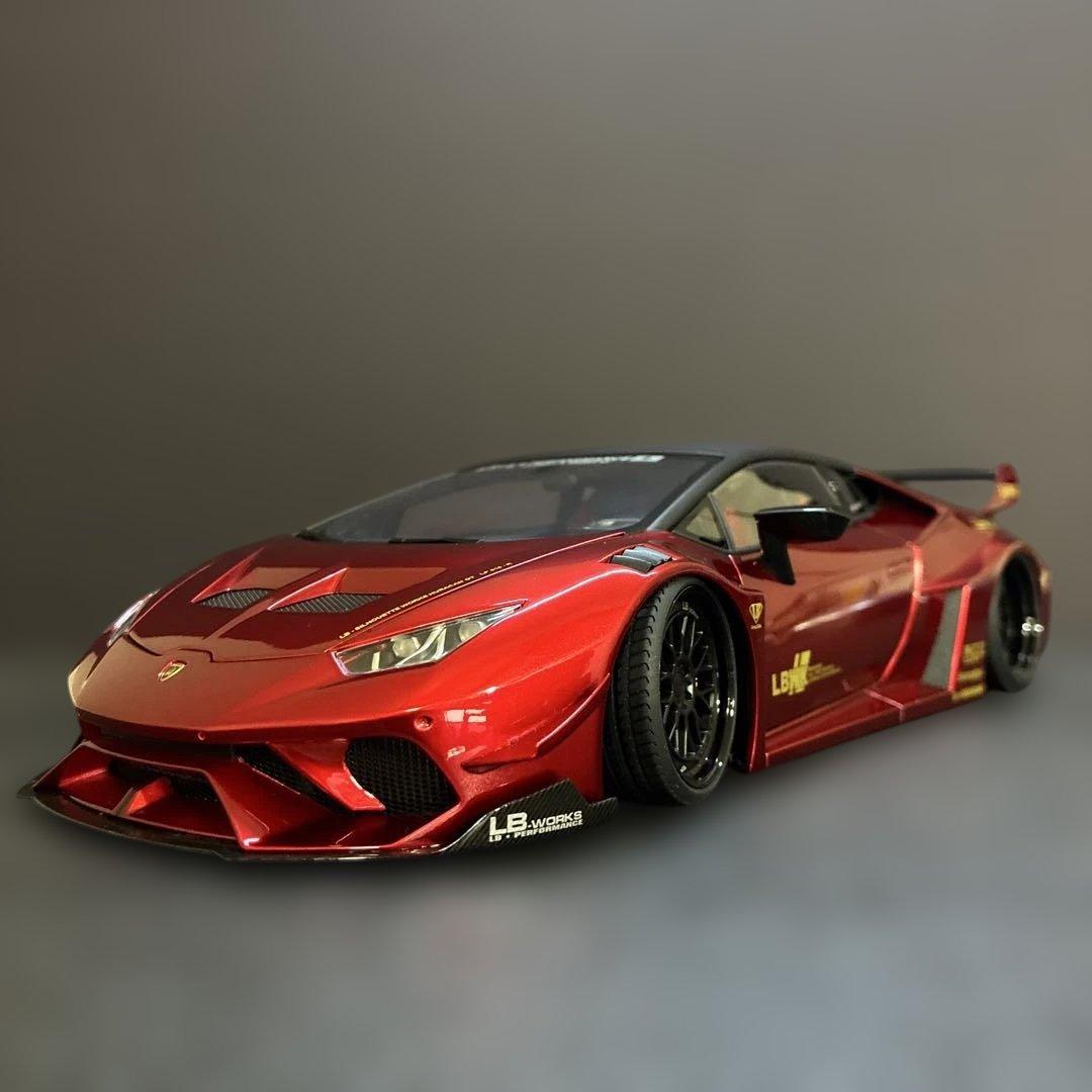 027 ランボルギーニ ウラカン リバティウォーク仕様1/18スケール ミニカー