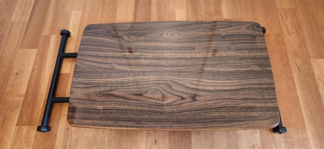 東谷　昇降テーブル