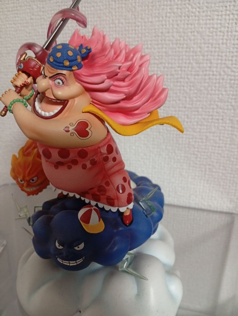 フィギュア　ビッグ・マム