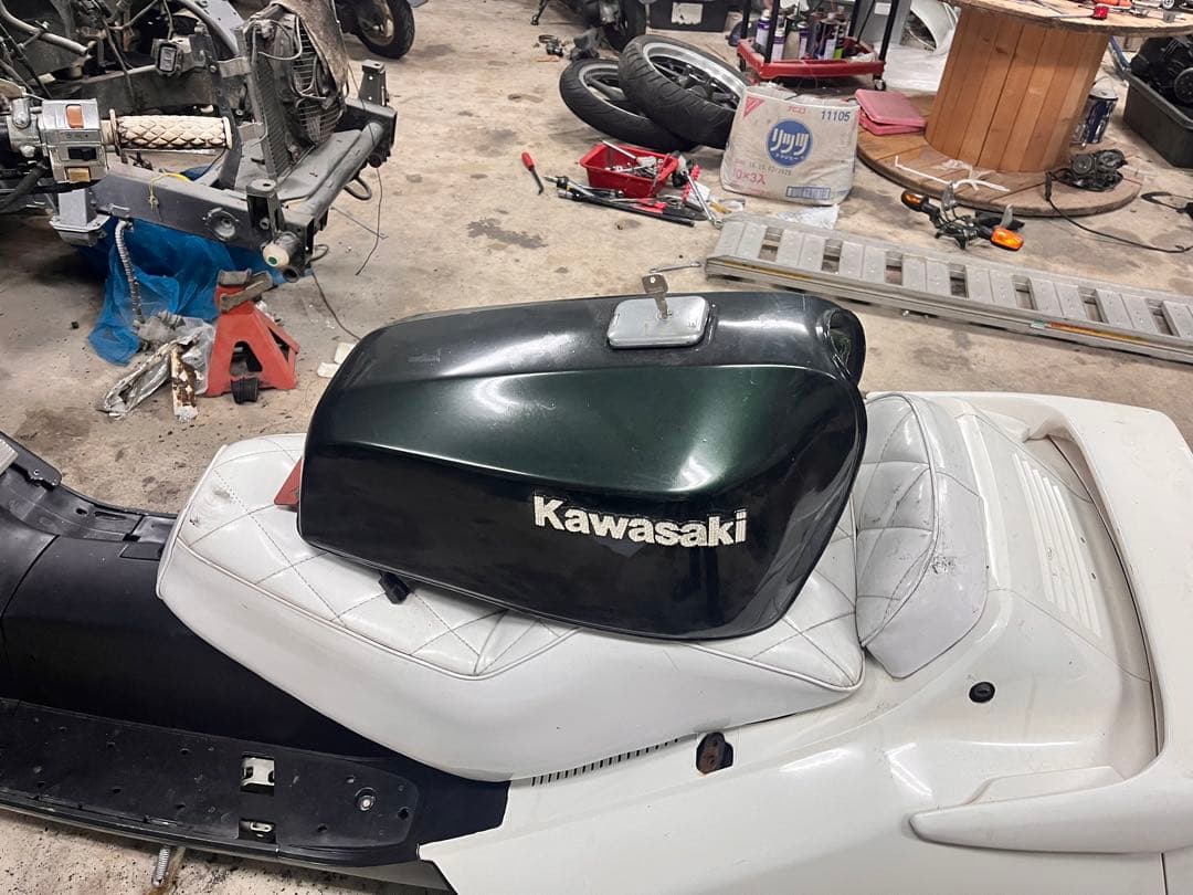 ゼファー400 FXタンク　センサー等全部付