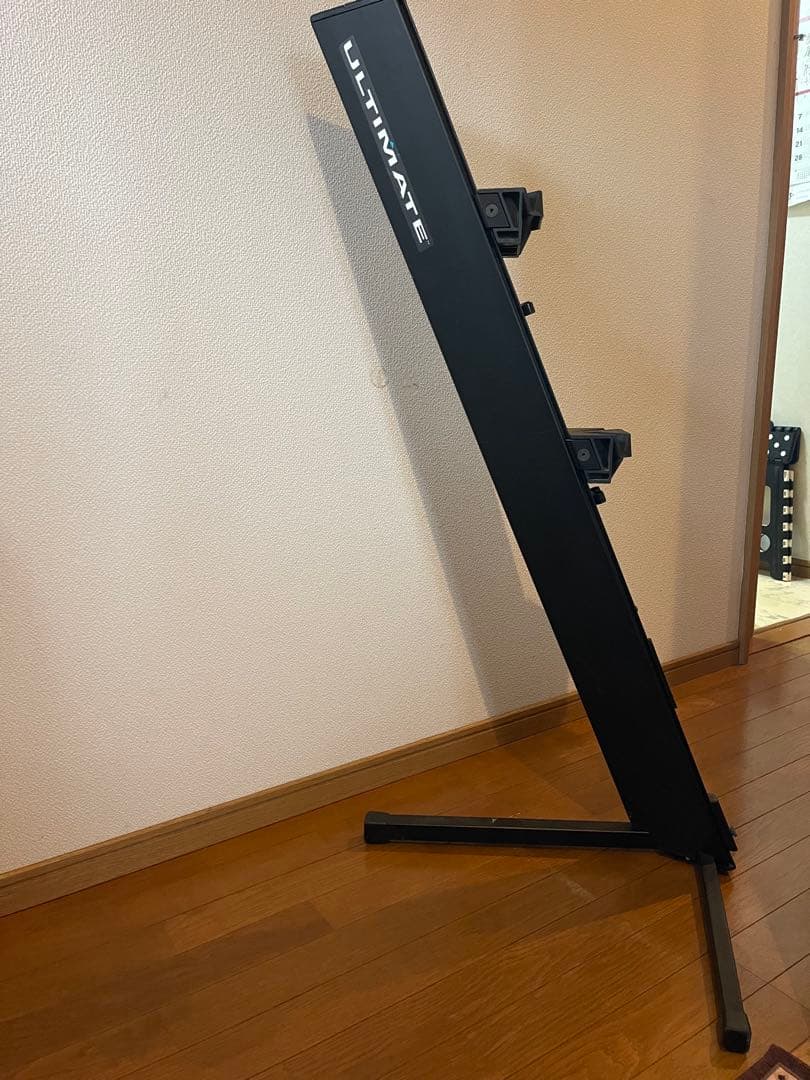 ULTIMATE キーボードスタンド 黒