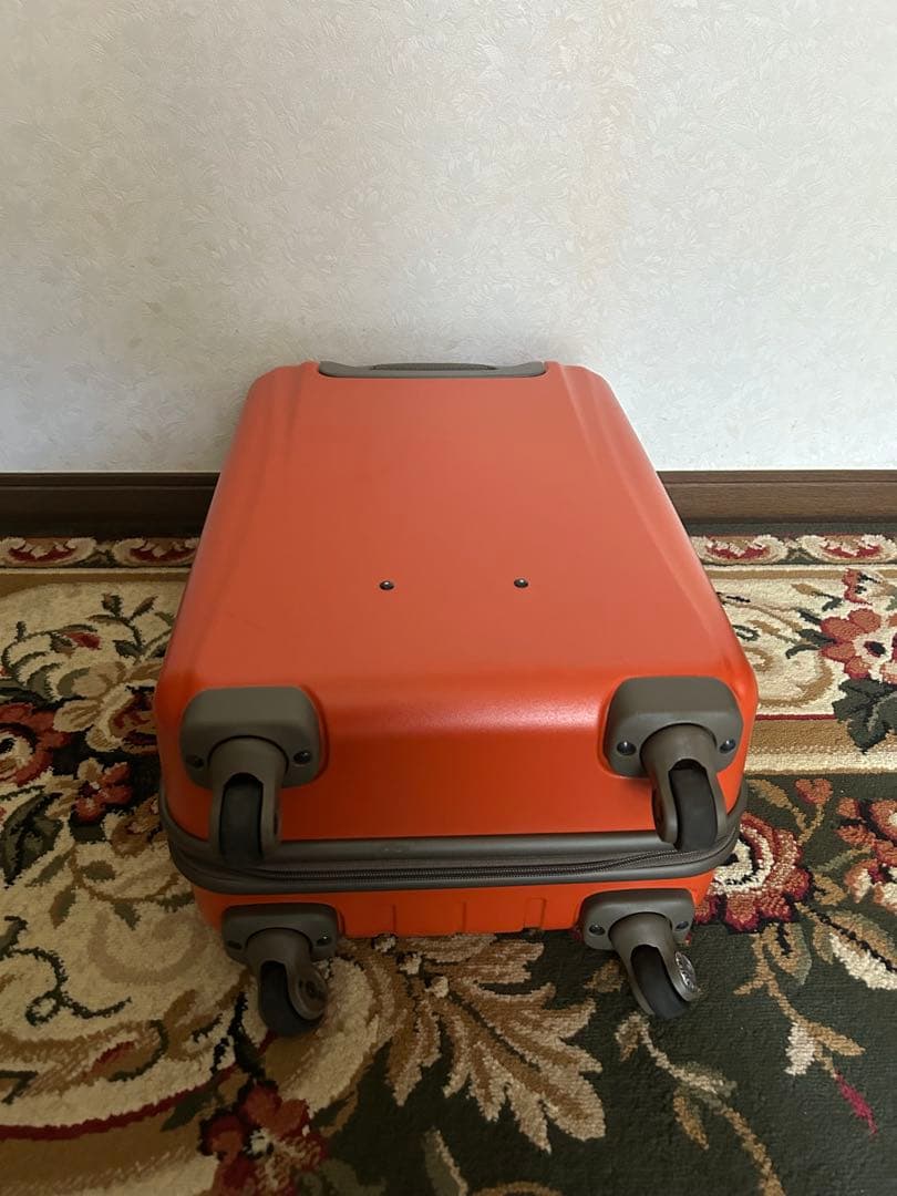 極美品　プロテカ　フクラティ　機内持込可　4輪　スーツケース