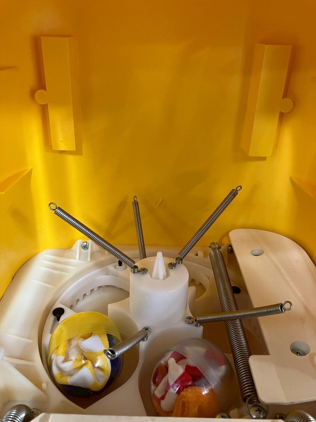 特価品SHO-143B【ユージン】スリムボーイハーフサイズ 中古ガチャガチャ本体