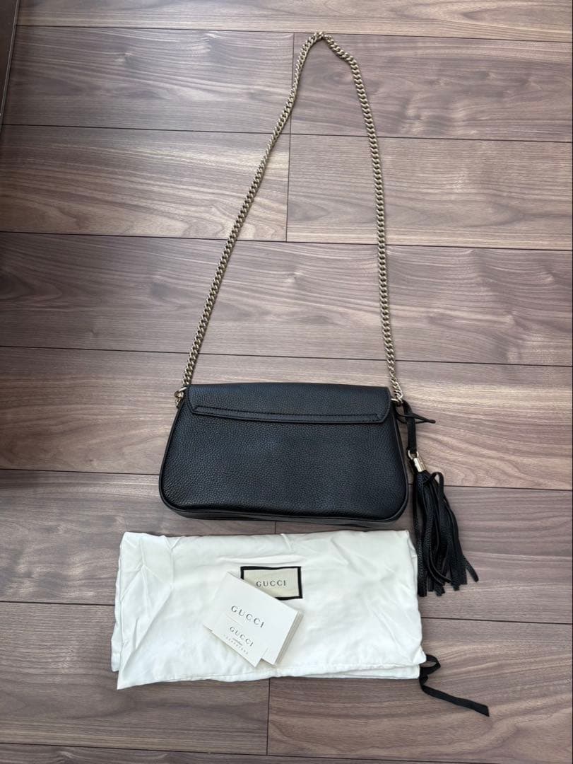 GUCCI ショルダーバッグ　ブラック