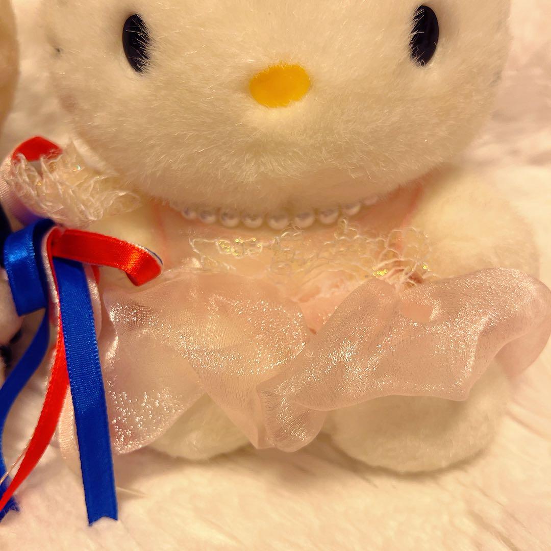 希少レア　ハローキティ　ダニエル　世界のウェディング　2000 フランス