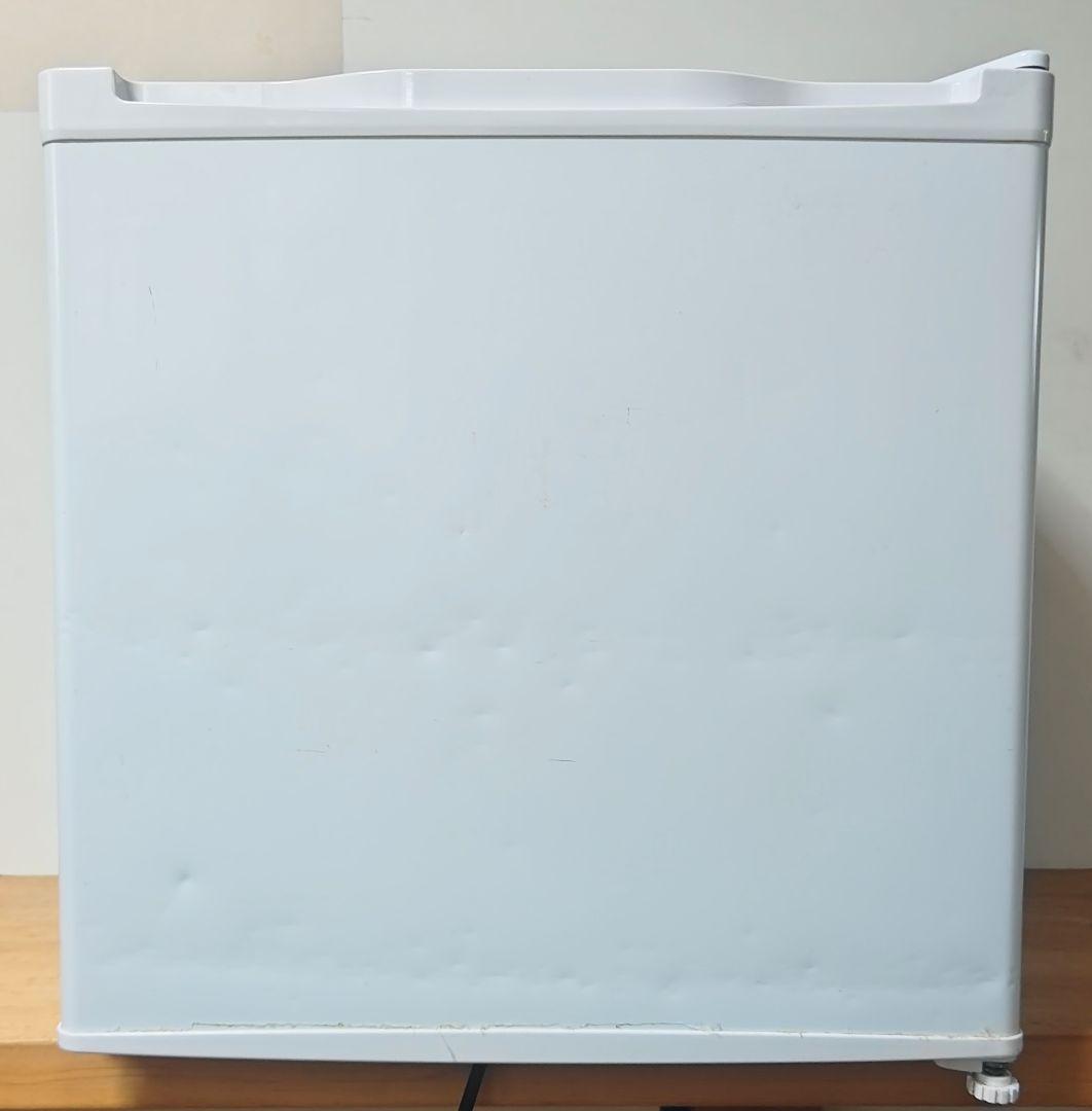 コンパクトホワイト冷凍庫 1段棚付き