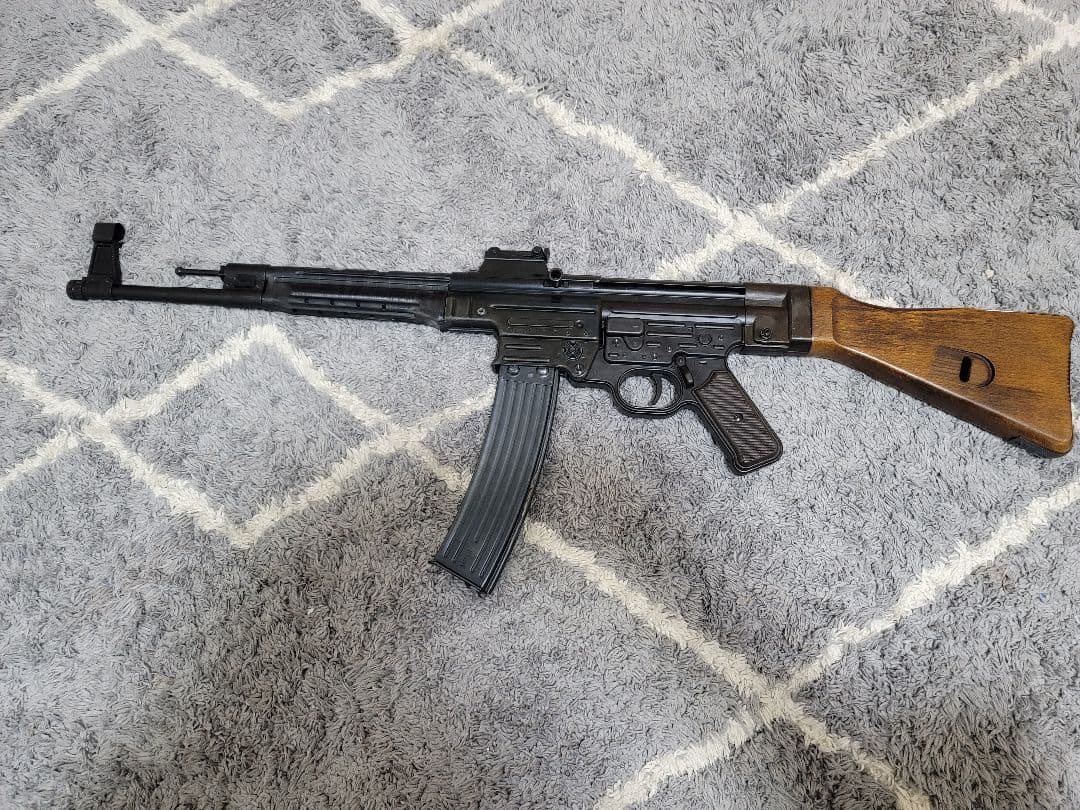 未使用 ショウエイ MP44/STG44 HI ブローバックモデルガン