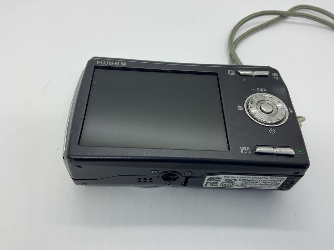 FUJIFILM FinePix F100fd デジタルカメラ