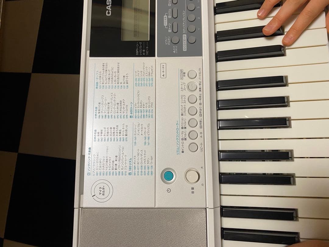 CASIO LK-516 キーボード 61鍵