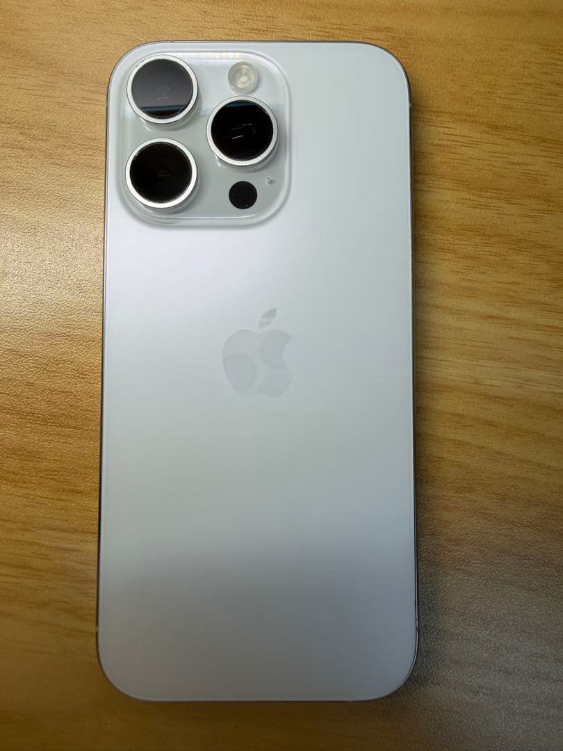 iPhone16 Pro ホワイト256GB バッテリー93％