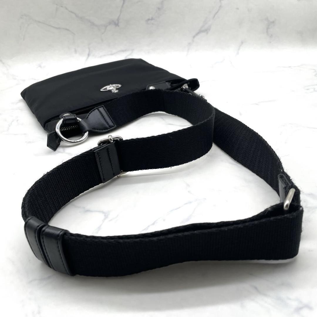 ヴィヴィアンウエストウッド スクエア クロスボディバッグ ショルダー オーブ 黒